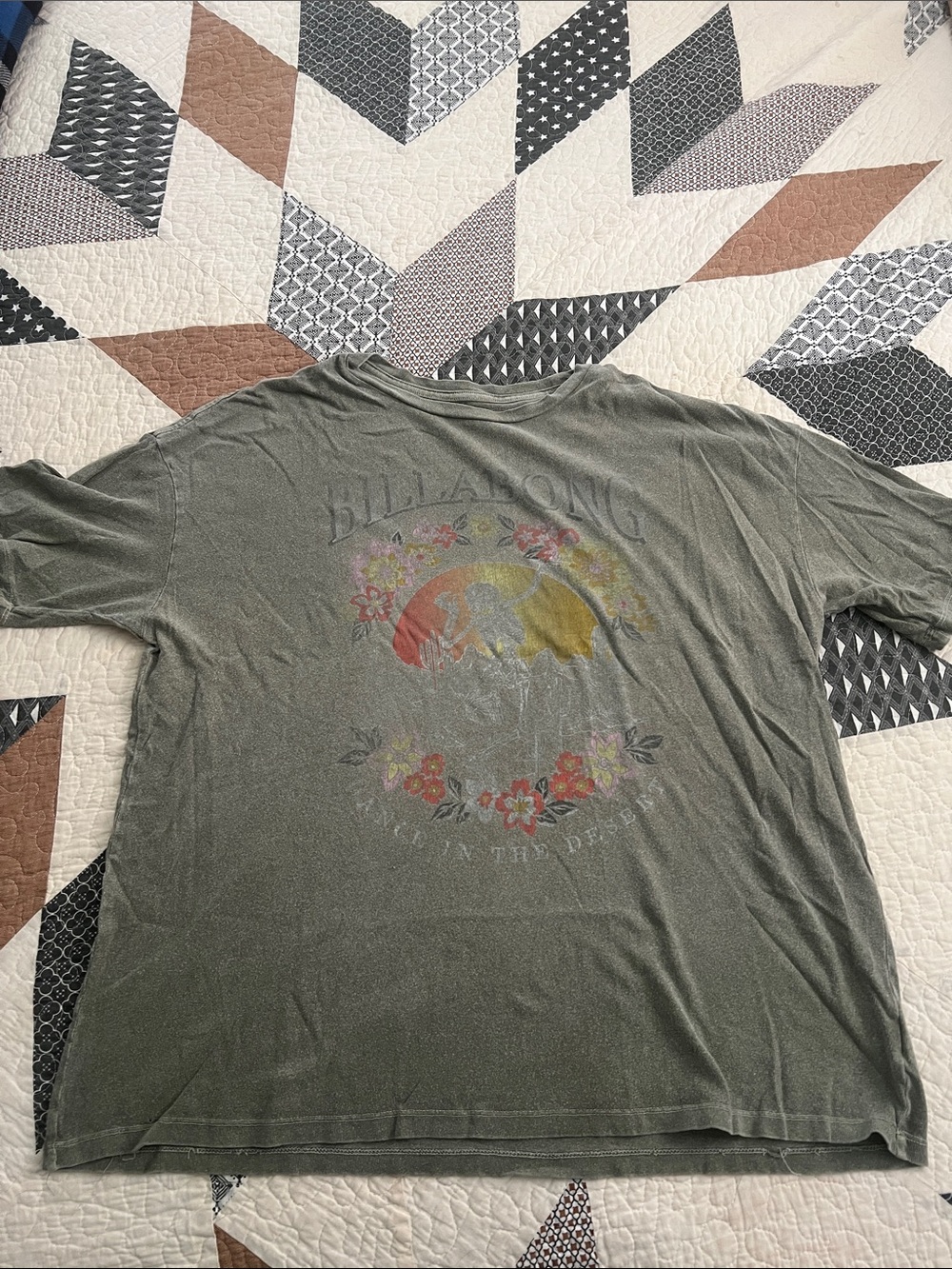 Billabong Woman’s Olive Green T Shirt